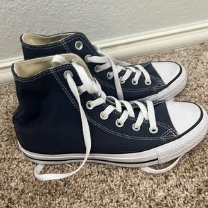 navy converse size 7